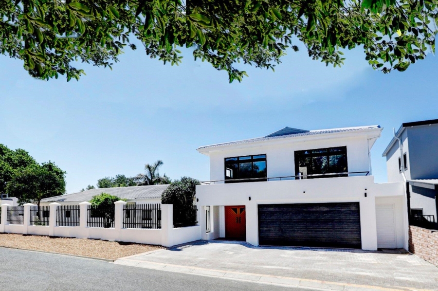 5 Bedroom Property for Sale in Welgemoed Western Cape